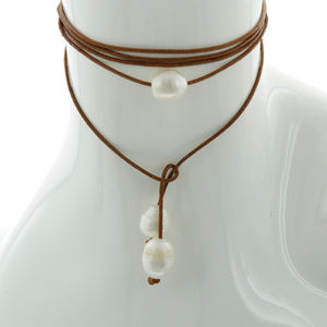 Lt.brown Leather & White Fresh Water Pearl / Lead